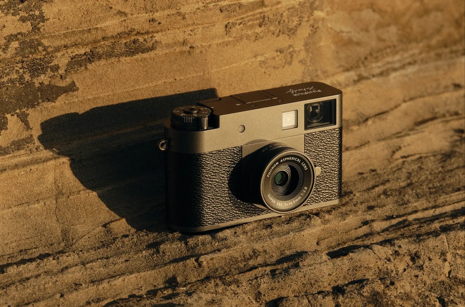Fujifilm X half