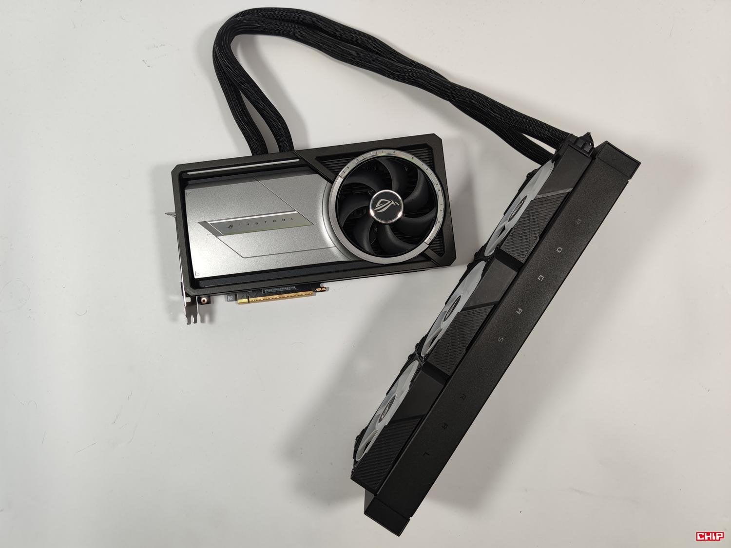 test Asus GeForce RTX 5090 ROG Astral LC OC, recenzja Asus GeForce RTX 5090 ROG Astral LC OC, opinia Asus GeForce RTX 5090 ROG Astral LC OC