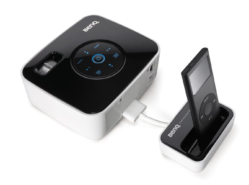 Miniaturowy projektor LED z przystawką do iPoda i iPhone’a