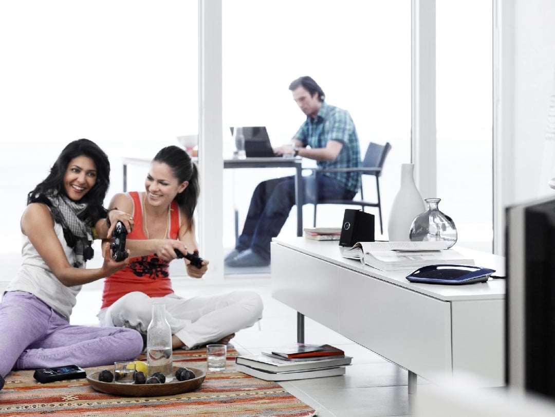 Bezprzewodowa transmisja filmów z nowym routerem Linksys by Cisco