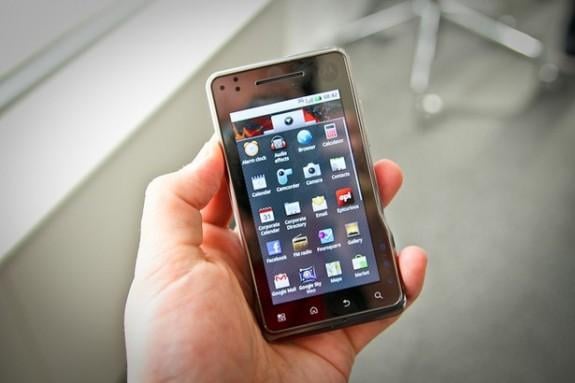 Motorola Milestone XT720 już w Polsce!