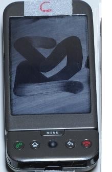 Hakerzy mogą uzyskać dostęp do smartfona po smugach na ekranie dotykowym