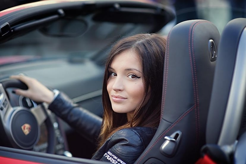 Need for Speed w centrum Warszawy