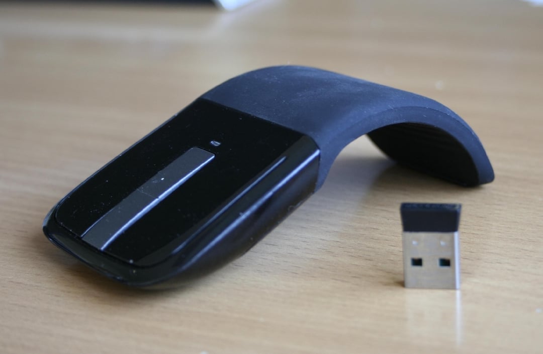 [TEST] Arc Touch Mouse: Wyginam smiało ciało!