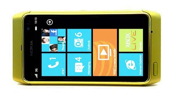 Nokia: “Moglibyśmy zmieniać Windows Phone 7, ale po co?”