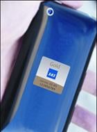 Banalnie proste i szybkie odprawy na lotnisku dzięki naklejce na telefon