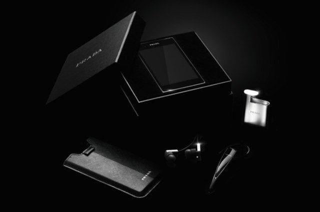 LG ubiera się u Prady