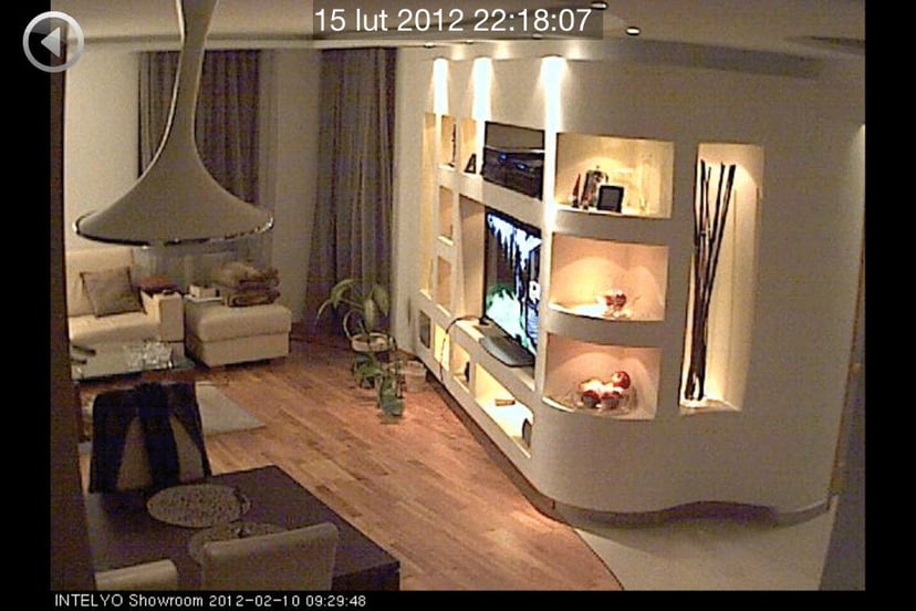 iHome. W tym domu nawet wodę spuszcza się z iPhone’a.