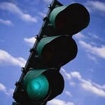 Valve daje zielone światło kolejnym ośmiu grom