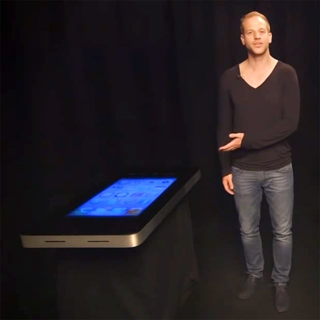 Oto największy iPhone świata!