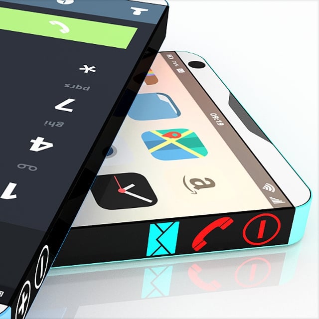 Smartfon z trzema ekranami