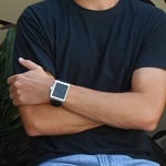 Zegarek, który nie wyświetli godziny, ale doładuje Waszego smartfona