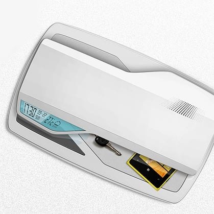 Bezprzewodowe ładowanie i dezynfekcja w jednym!