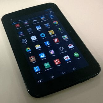 Tesco chce zaprezentować własny smartfon, konkuretna dla… Samsunga Galaxy S5