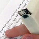 Pierścień, który pomoże czytać słabowidzącym i niewidomym