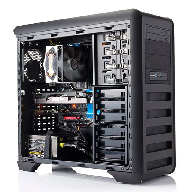 Polacy kupują coraz więcej… pecetów