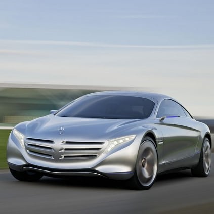 Mercedes wyśmiewa autonomiczne samochody Google