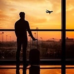 Co piąty Polak rozważa wyjazd za granicę