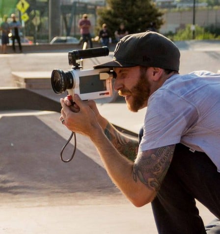 Ta obudowa przekształci smartfona w kultową kamerę Super 8