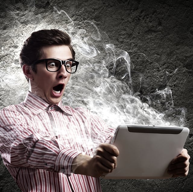 Facebook ma nową aplikację do “gorących wiadomości”