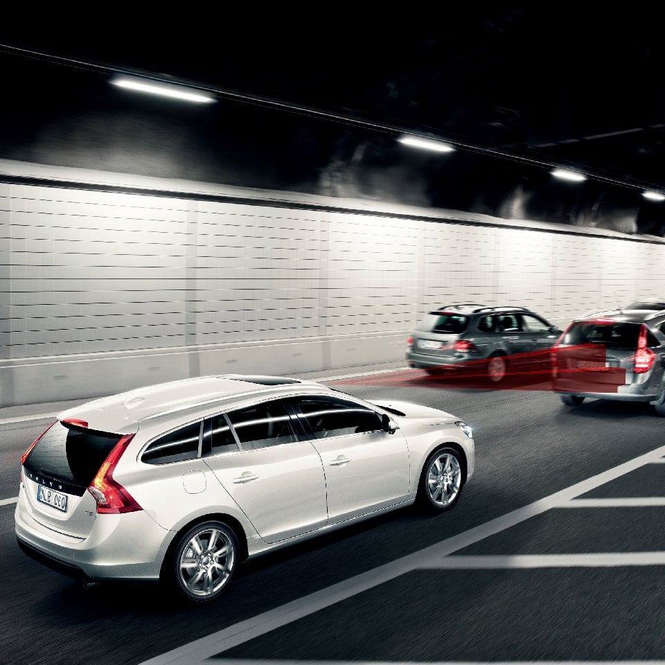 Hamowanie automatyczne stanie się niebawem wyposażeniem standardowym!