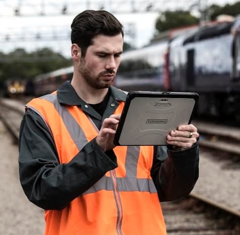 Toughpad FZ-A2 – tablet do zadań specjalnych