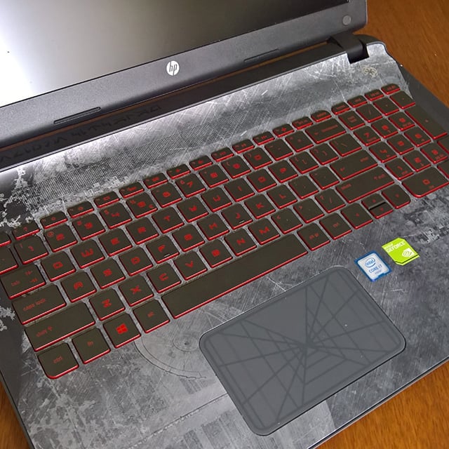 Gwiazda Śmierci wśród notebooków