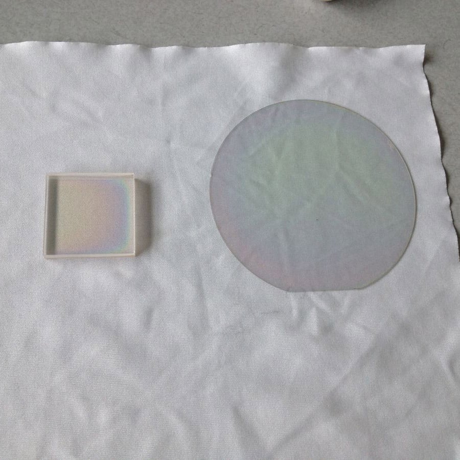 Diamentowe szkło: lepsze niż szafirowe czy Gorilla Glass