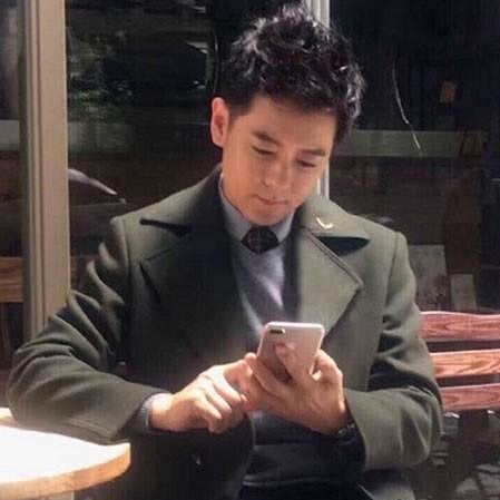 Tajwański aktor przyłapany z iPhone’m 7 Plus