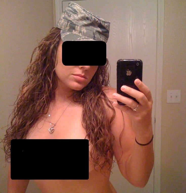 20 tysięcy zdjęć amerykańskich nagich żołnierzy w Sieci