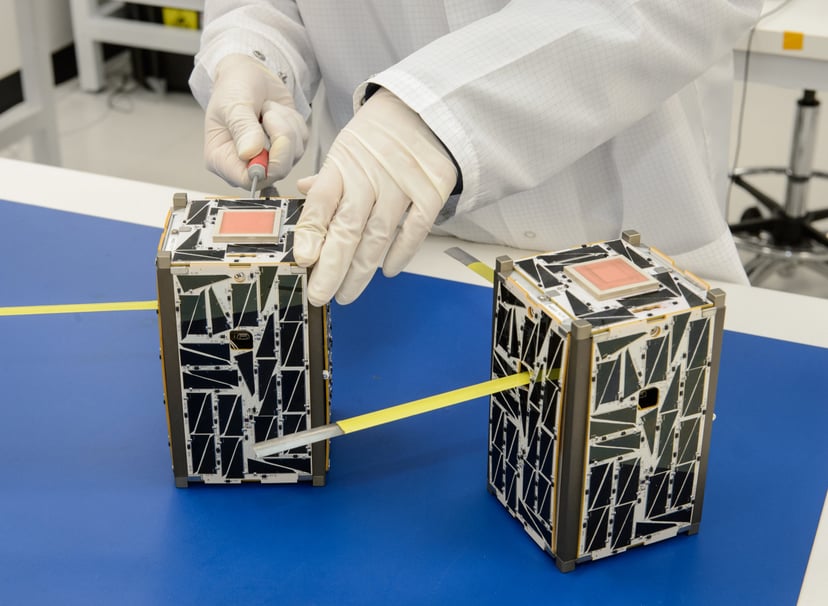 NASA zwiąże satelity sznurkiem