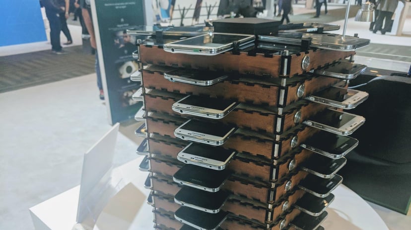 40 sztuk Samsungów Galaxy S5 stało się koparką bitcoinów