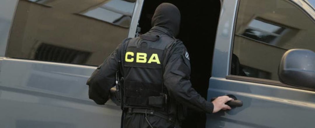 Oszustwa na ponad 90 mln zł przy budowie szybkiego internetu