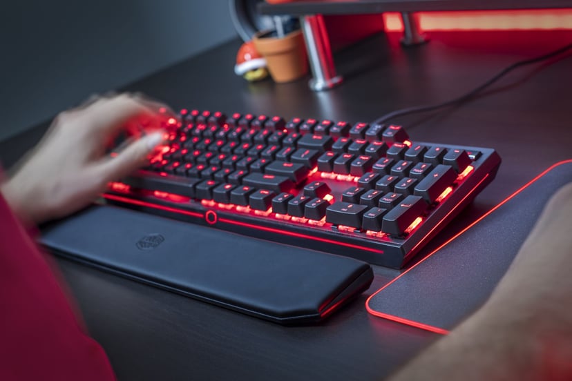 Cooler Master MasterKeys MK750 – zaawansowana klawiatura mechaniczna
