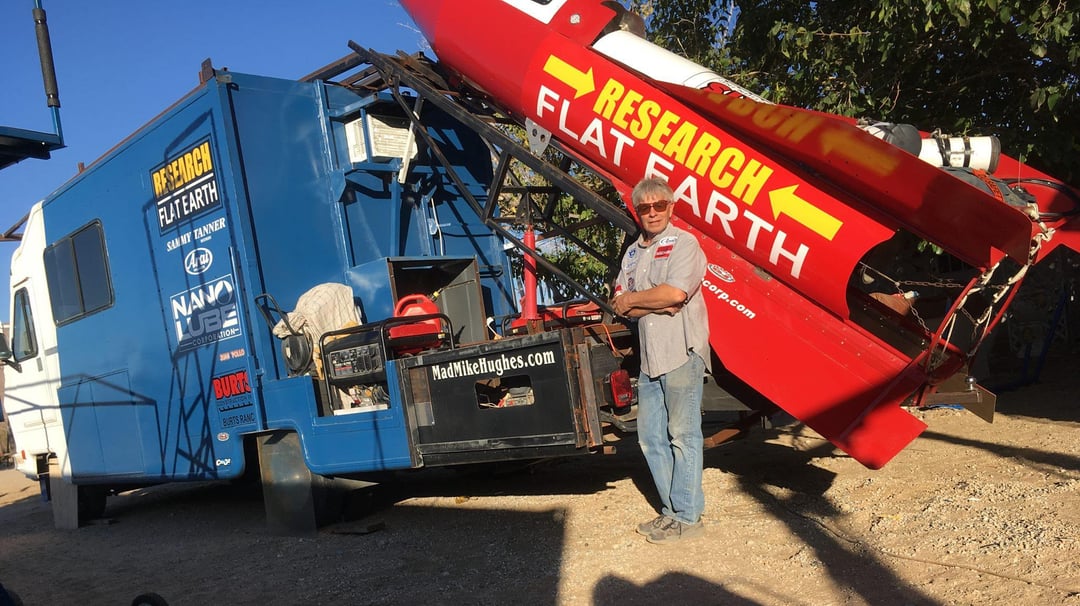 Wystrzeli się w kosmos, by udowodnić, że Ziemia jest płaska