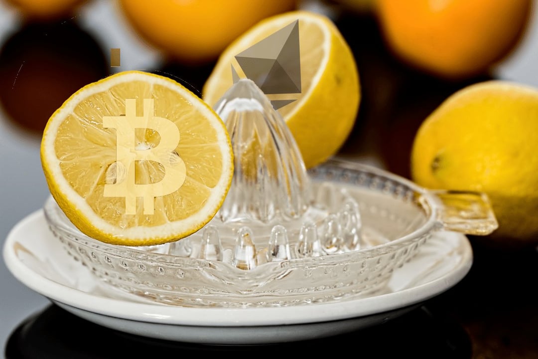 Akcje firmy podrożały o 500 procent po dodaniu słowa blockchain do nazwy