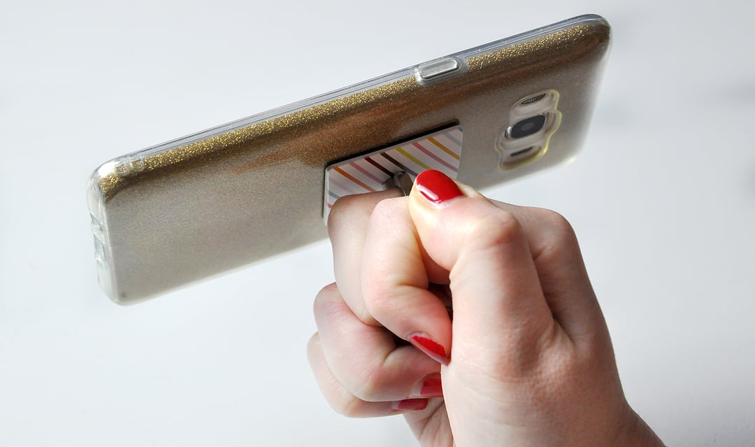 TEST: iRing – uchwyt do smartfonu w formie pierścienia