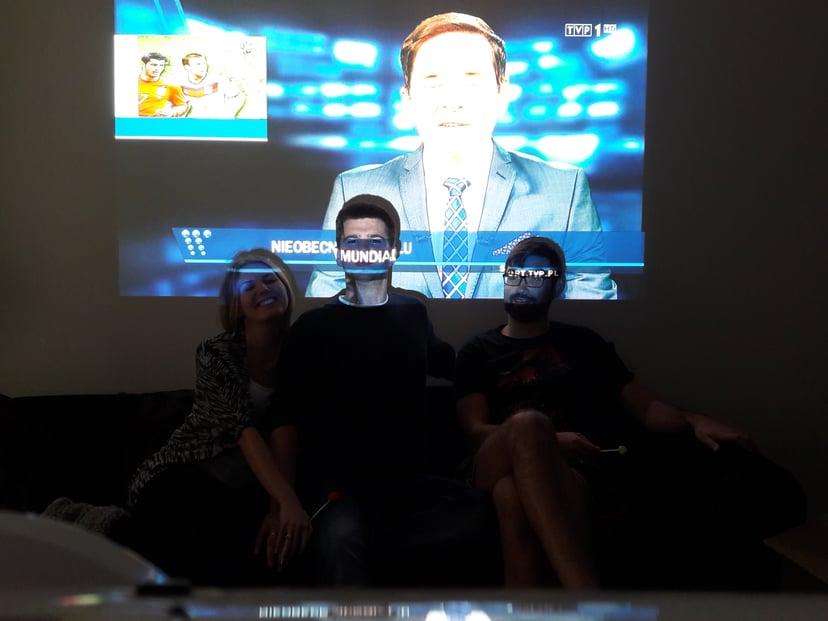 Prezenter w pokoju jak żywy – instalacja projektora Epsona EH-TW5650