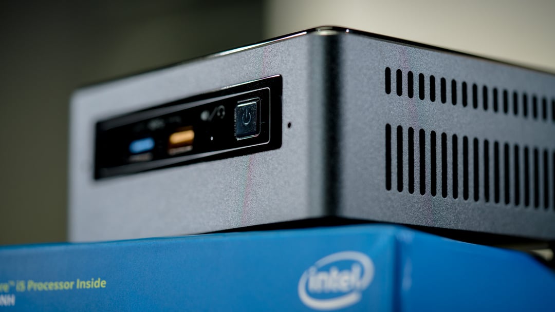 Intel NUC z procesorami generacji 8