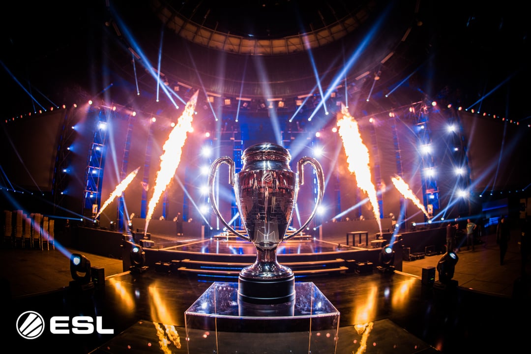 Dota 2: Team Secret czeka na rywala w finale ESL One