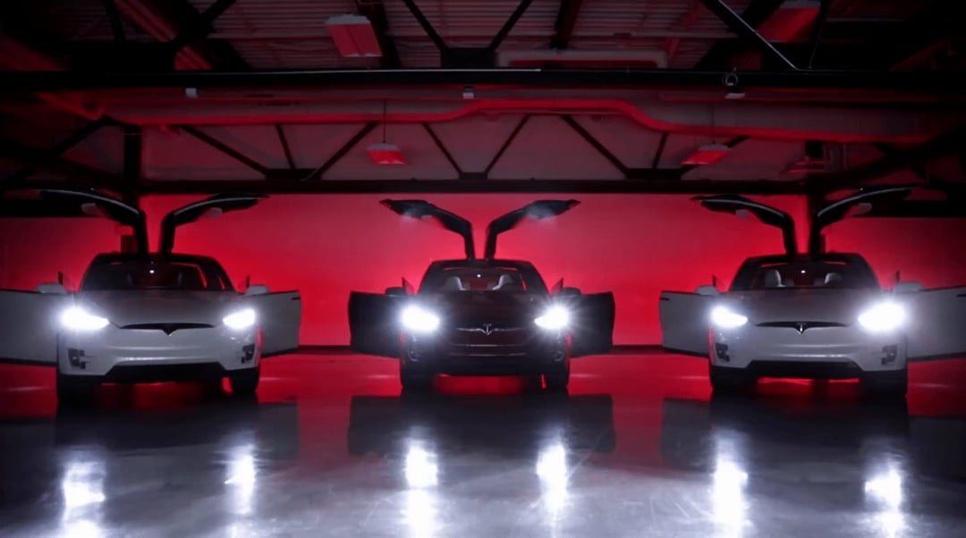 Tesla będzie bardziej autonomiczna i zamieni się w… konsolę