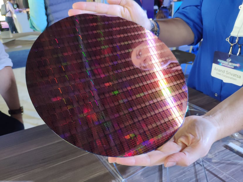 Kolejna szansa na utrzymanie prawa Moore’a. Naukowcy osiągnęli przełom w produkcji układów 3D