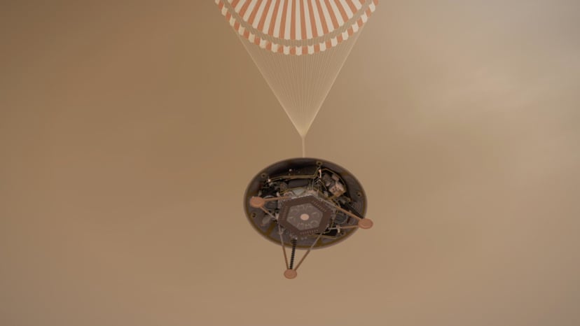 Sonda InSight dolatuje do Marsa