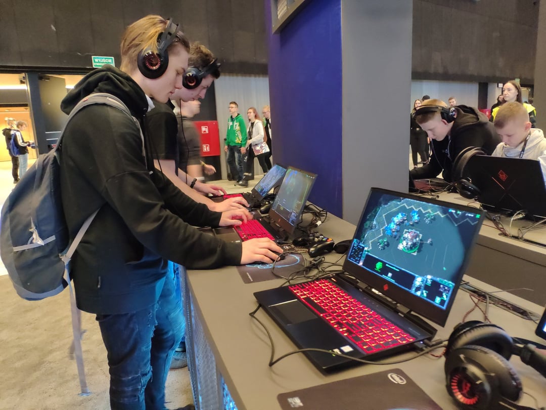 FELIETON: “Esport to nie sport” i inne mity o grach