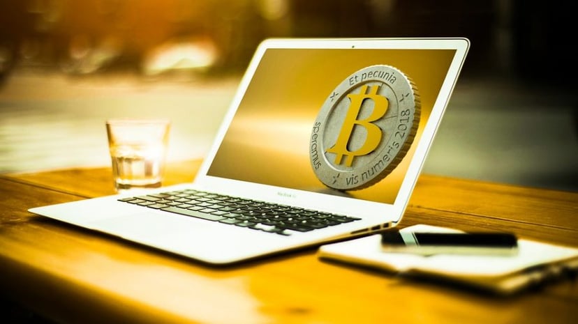 Rośnie kurs kryptowalut, przybywa fałszywych programów-portfeli