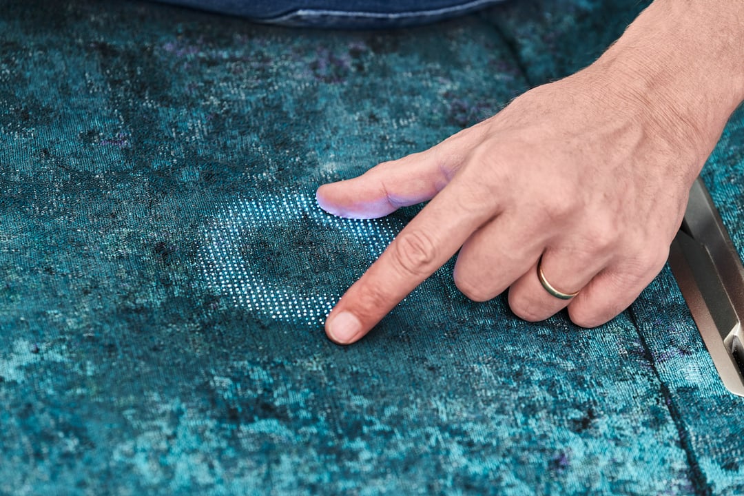 Przewodnik i izolator w jednym, a to wszystko dzięki ciśnieniu