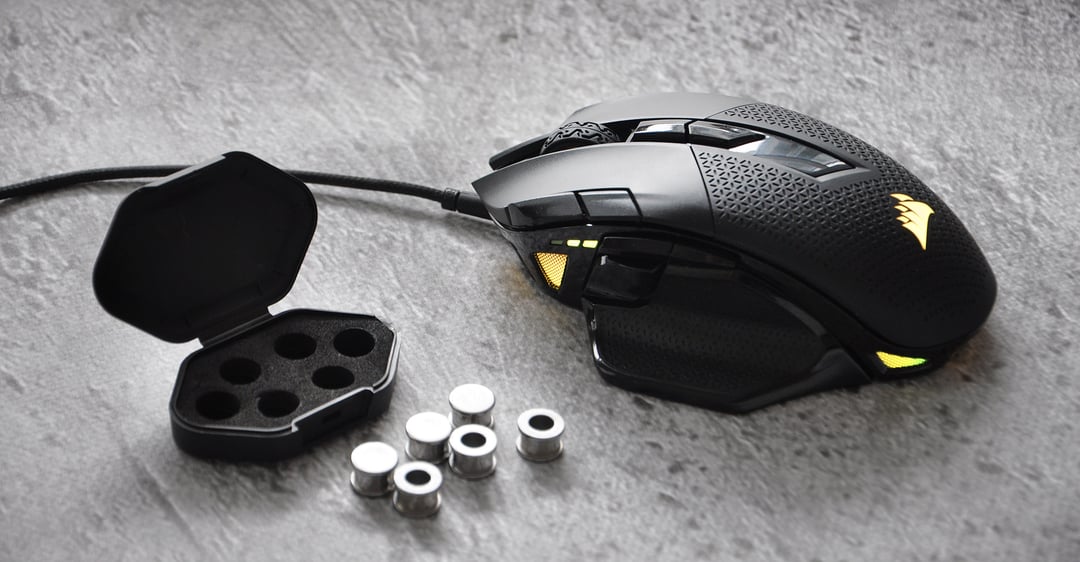 TEST: Corsair Nightsword RGB – gamingowa mysz z regulacją wagi