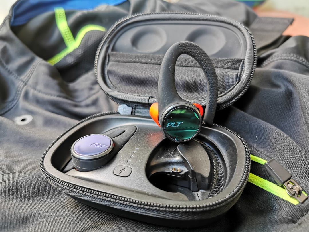 TEST: Plantronics BackBeat Fit 3100
