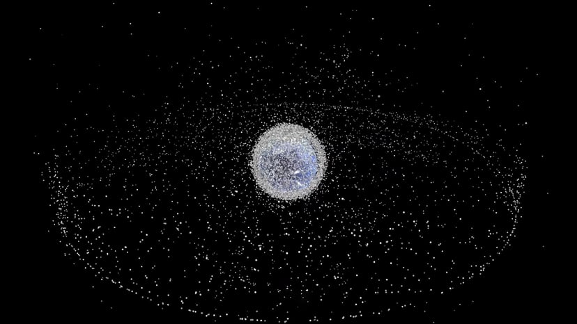 Satelity Starlink kolejnym źródłem śmieci krążących wokół Ziemi?
