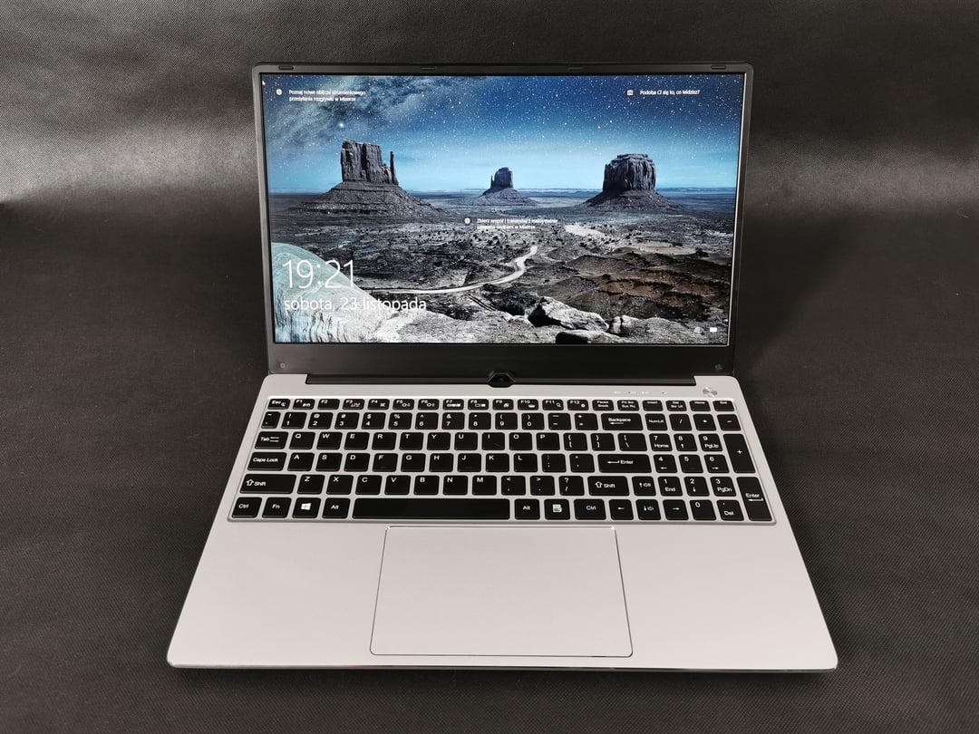 TEST: Vorke Notebook 15 – Core i7 za 1500 zł